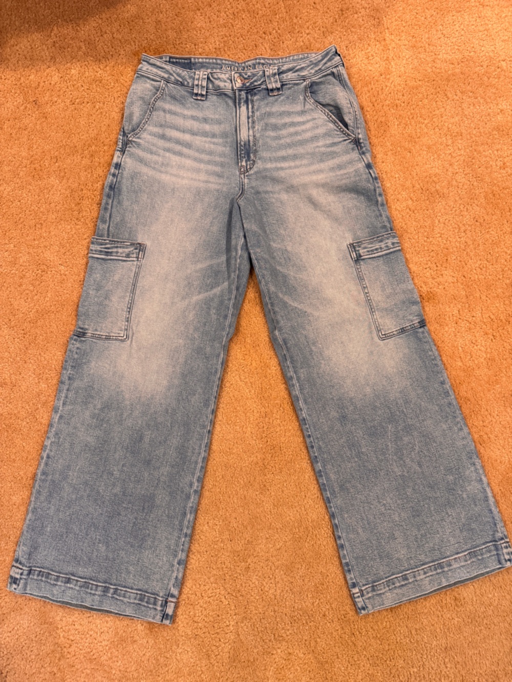 American Eagle Outfitters Light Blue baggy jeans